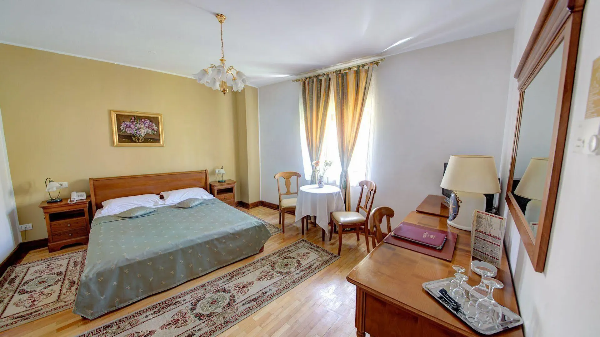 Hotel Reginetta II ブカレスト