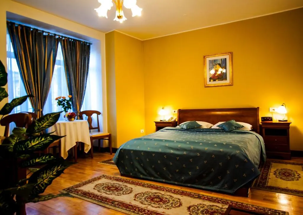 Hotel Reginetta II 부쿠레슈티