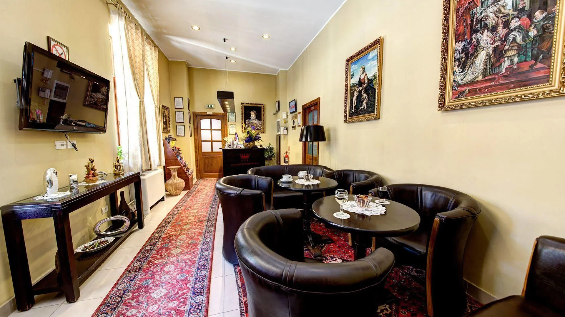 Hotel Reginetta II 부쿠레슈티